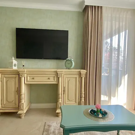 Apartament Klasyczny W Bialym Domu Appartement