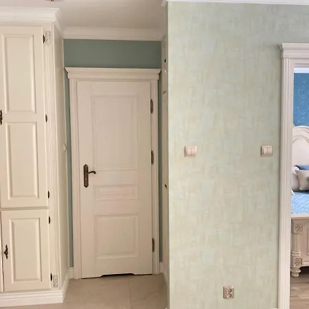 Apartament Klasyczny W Bialym Domu Appartement *