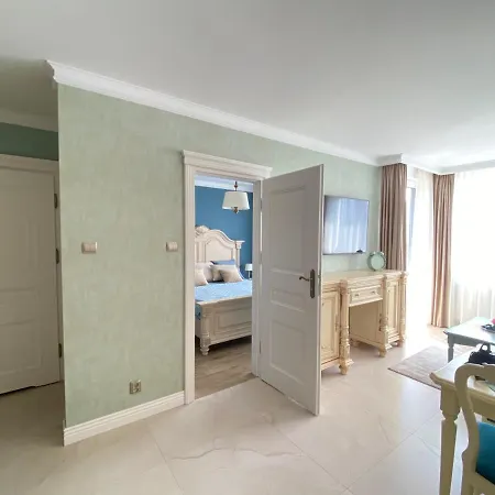 Appartement Apartament Klasyczny W Bialym Domu Kołobrzeg